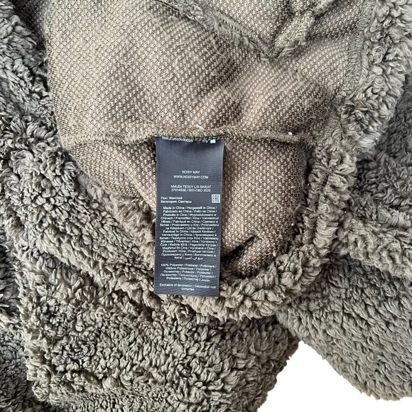 Noisy May Khaki Lea Teddy Long Sleeve Pullover Women's Size L - Picture 7 of 11